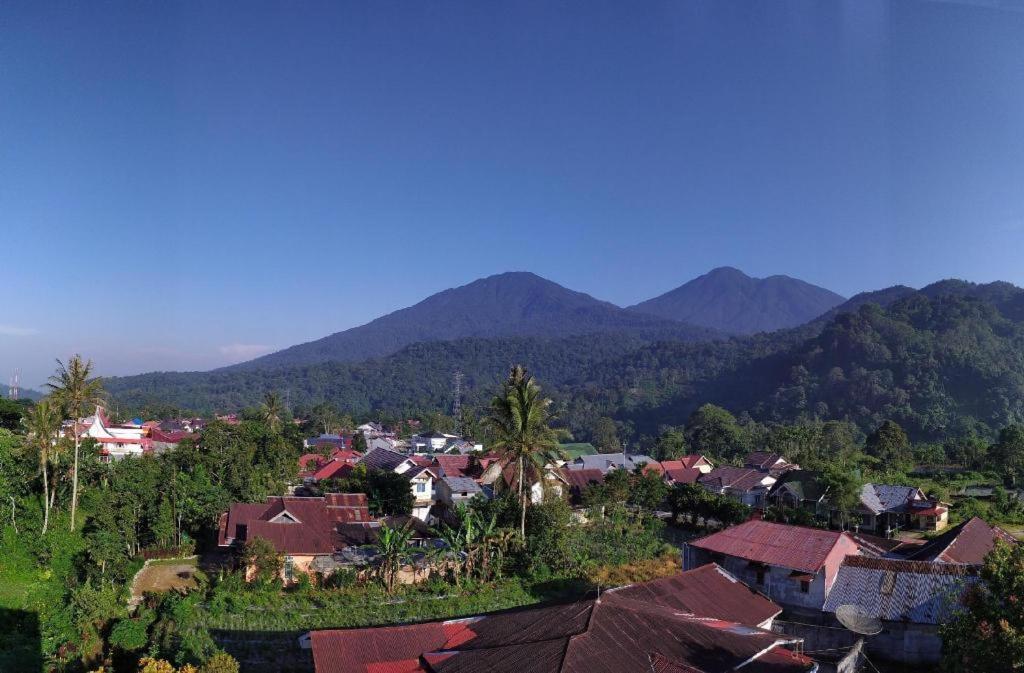 Rangkayobasa Hotel Padang Panjang Bukittinggi Exterior foto